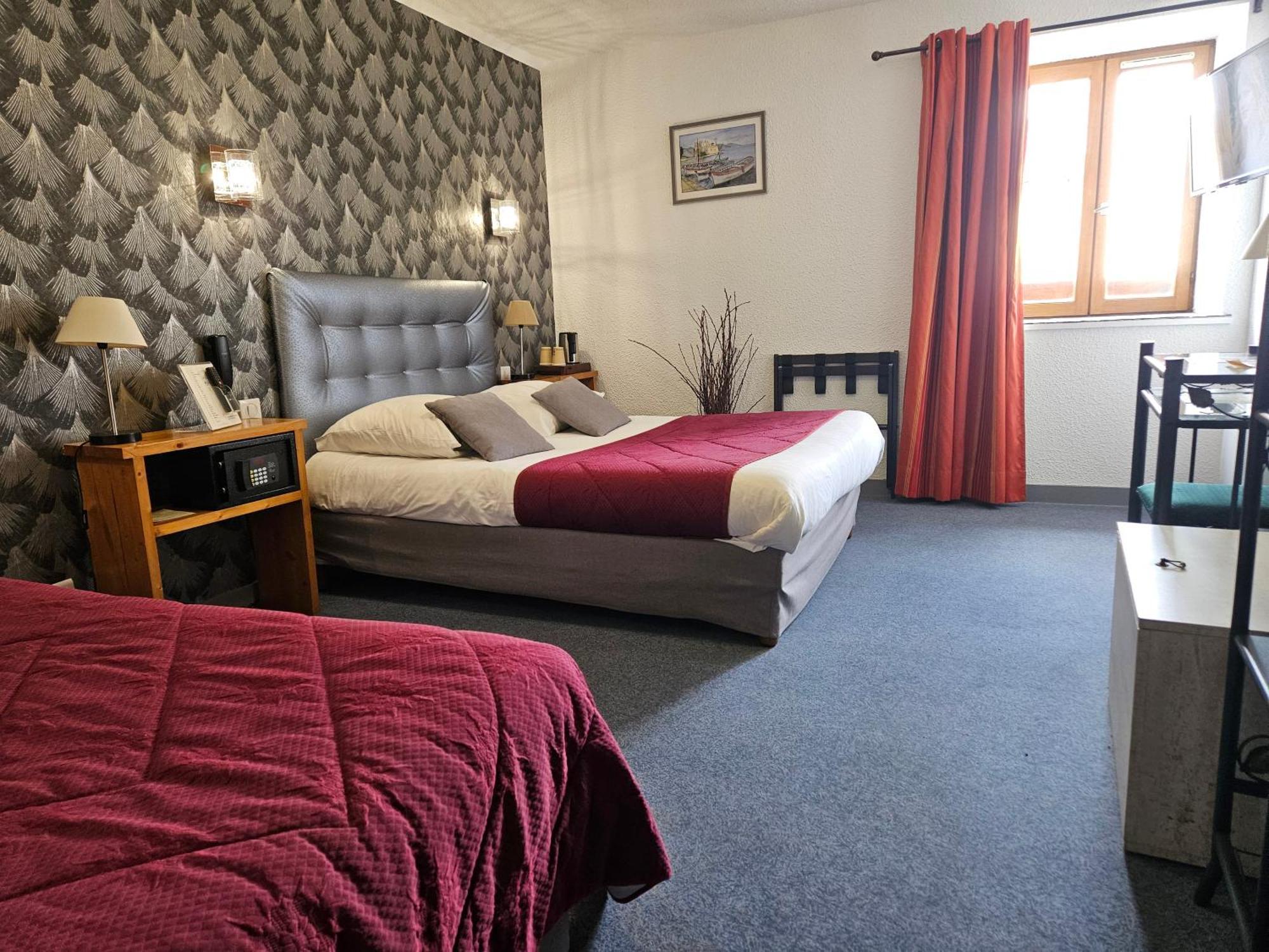Le Val D'Amby Hotel Hieres-Sur-Amby Exterior foto